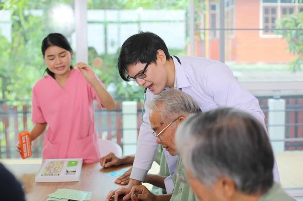 Comment effectuer le parcours d'admission EHPAD ?