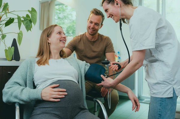 Les cliniques privées d'Anjou proposent-elles des services de gynécologie ?